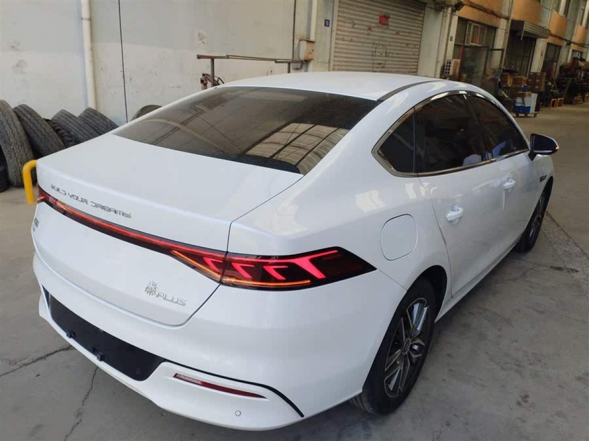 比亞迪 秦PLUS  2021款 DM-i 55KM 旗艦型圖片