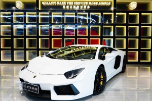 Aventador 蘭博基尼 LP 700-4