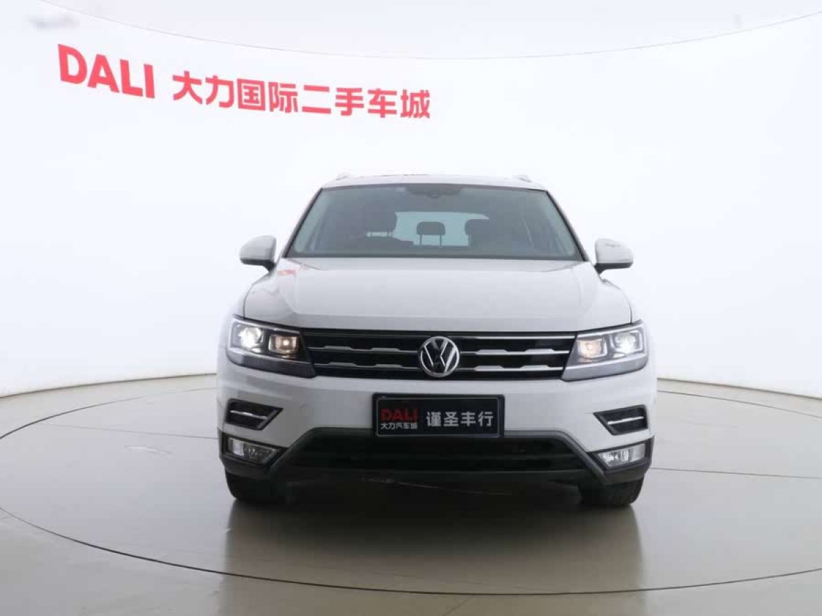 大眾 途觀L  2018款 改款 330TSI 自動(dòng)兩驅(qū)豪華版圖片