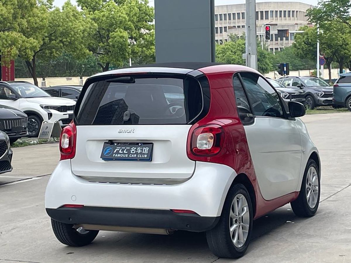 smart fortwo  2015款 1.0L 52千瓦硬頂靈動(dòng)版圖片