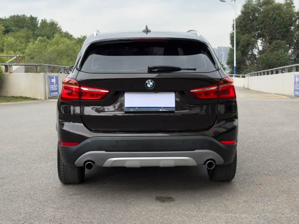 寶馬 寶馬X1  2018款 xDrive20Li 尊享型圖片