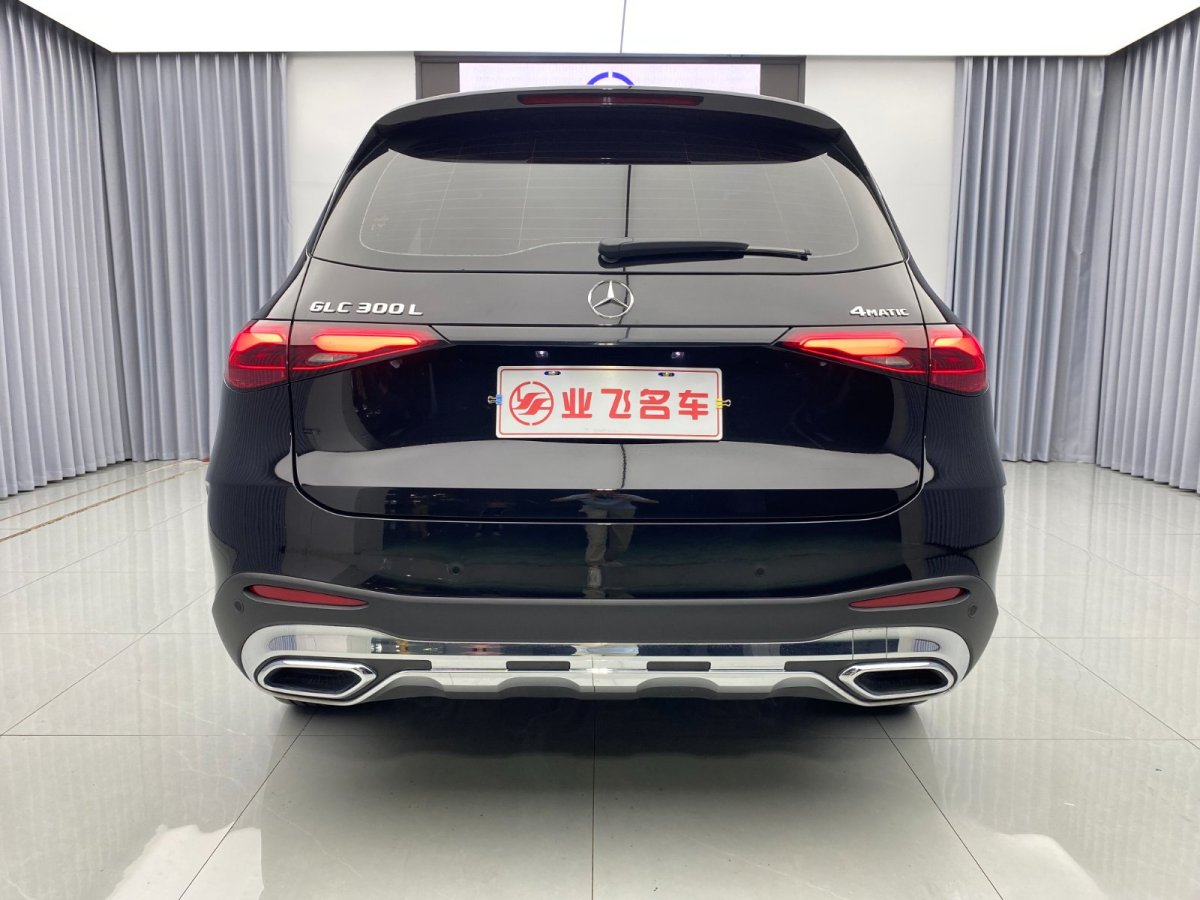 奔驰 奔驰GLC  2023款 GLC 300 L 4MATIC 动感型 5座图片