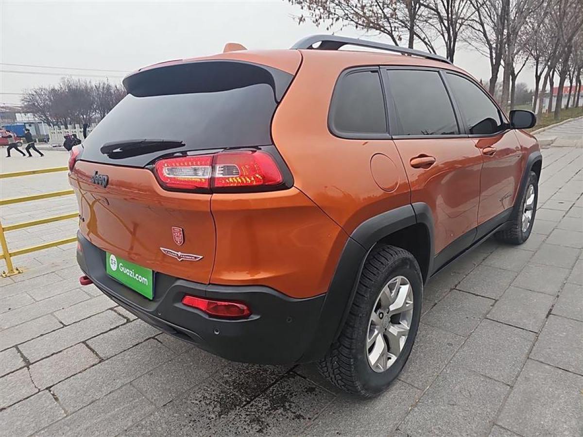 Jeep 自由光  2014款 3.2L 高性能版圖片