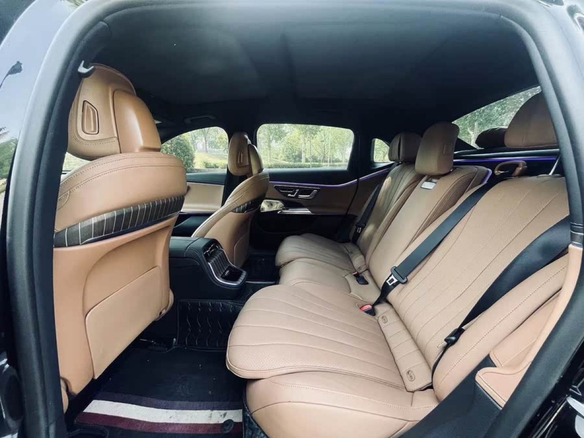 奔馳 奔馳E級(jí)  2024款 E 300 L 豪華型圖片
