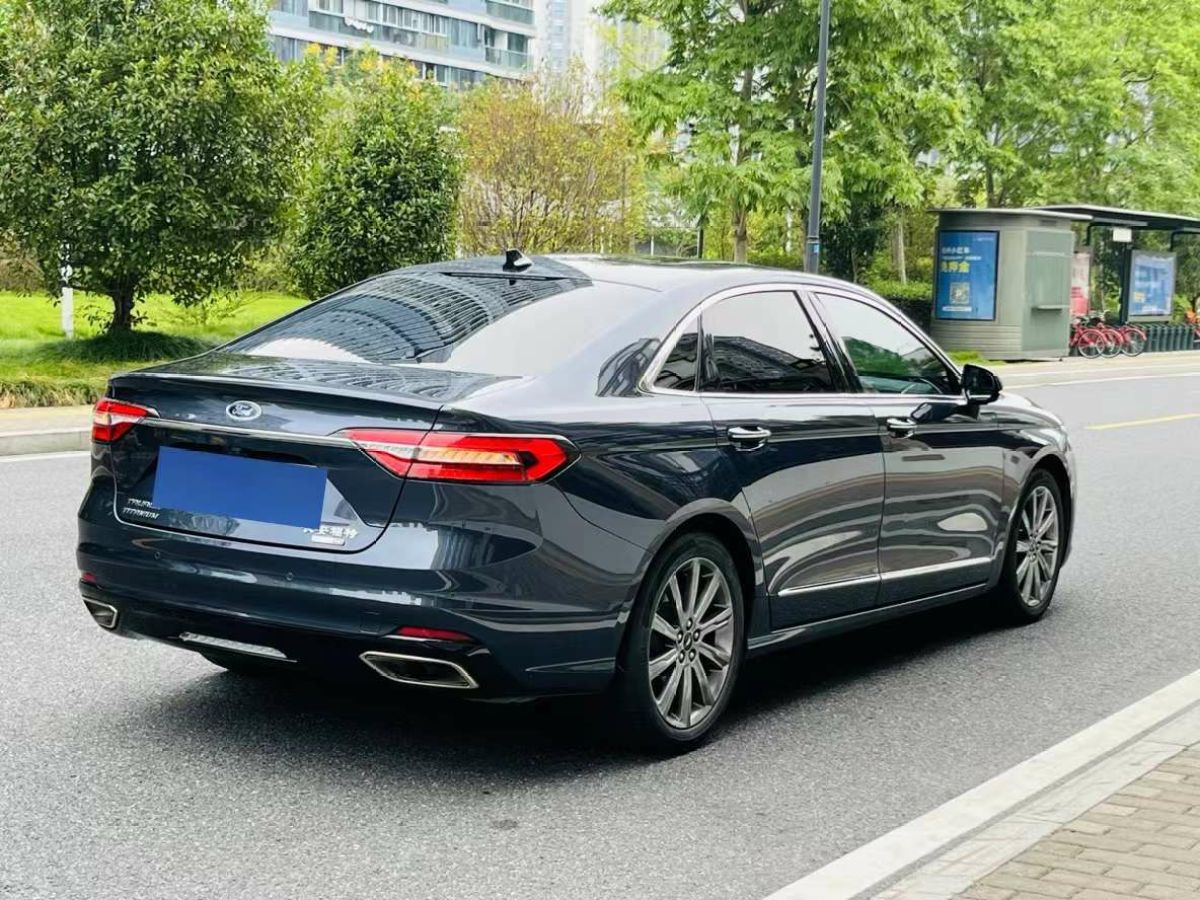 福特 探險(xiǎn)者  2020款 EcoBoost 285 后驅(qū)風(fēng)尚版 6座圖片