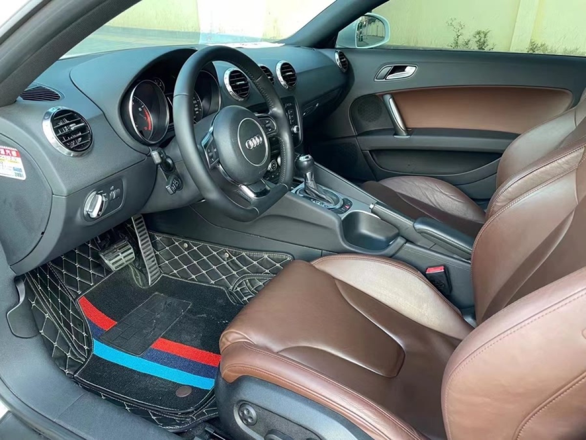 奧迪 奧迪TT  2014款 TT Coupe 45 TFSI 悅尚型圖片
