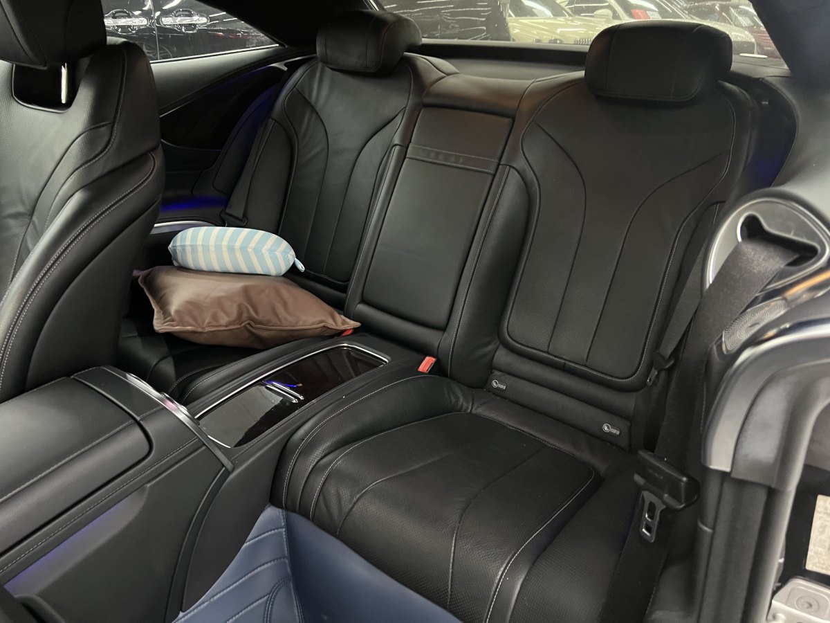 奔驰 奔驰S级  2016款 S 400 4MATIC 轿跑版图片