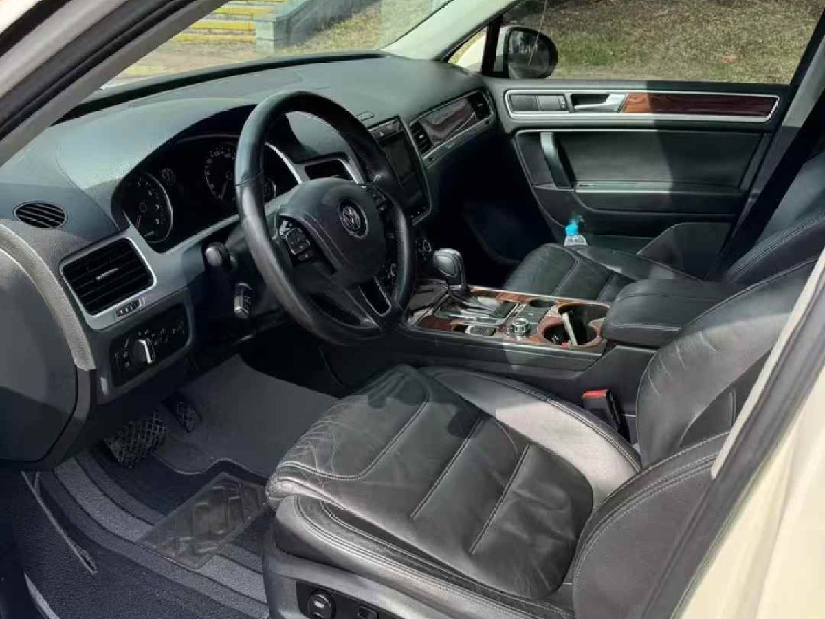 大眾 途銳  2011款 3.0TSI Hybrid圖片