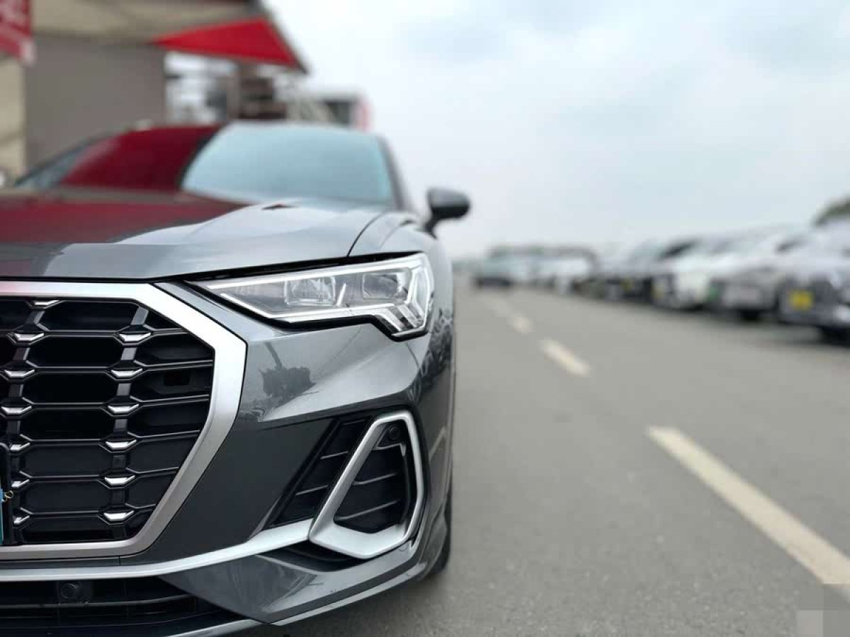 奧迪 奧迪Q3  2020款 35 TFSI 進取動感型圖片