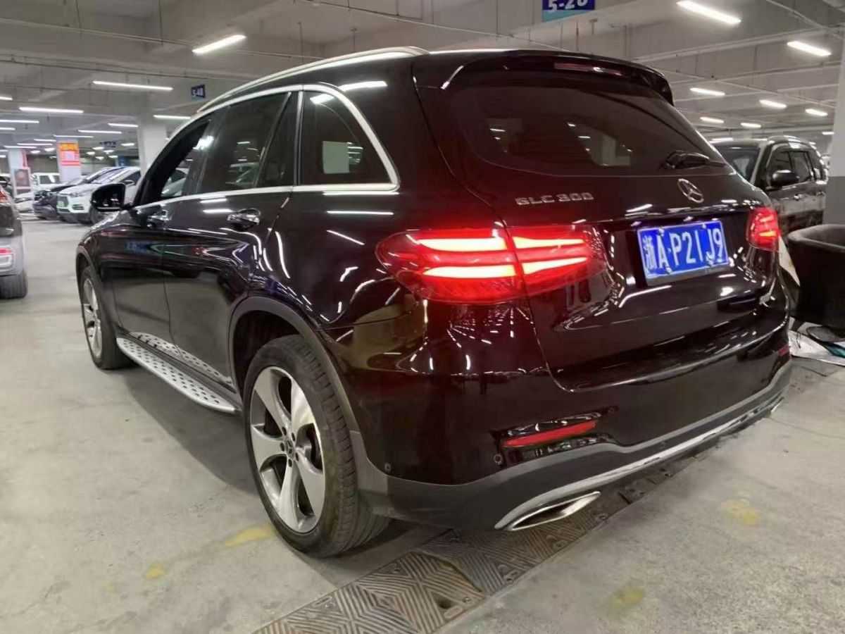 奔馳 奔馳GLC  2017款 GLC 300 4MATIC 豪華型圖片