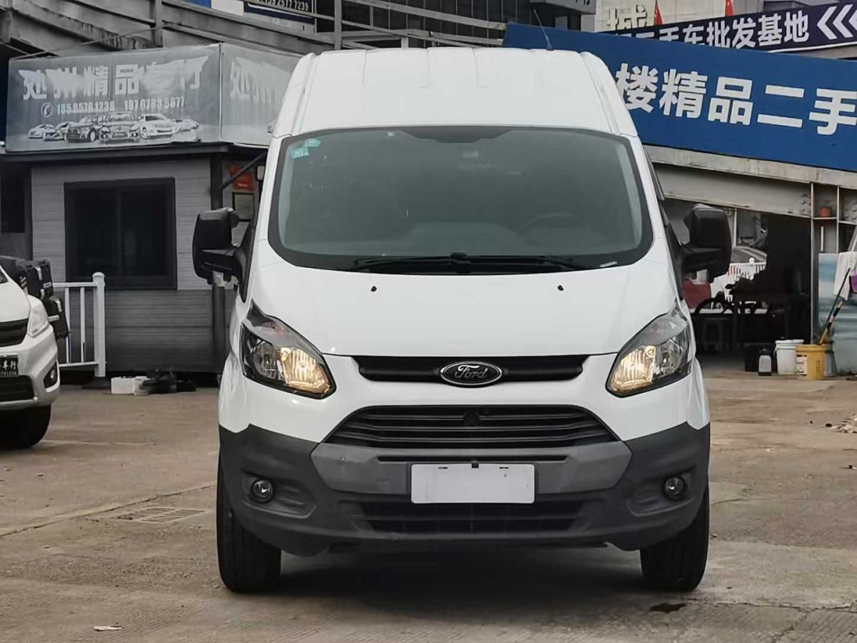 福特 全順  2021款 2.0T柴油手動(dòng)高級(jí)營(yíng)運(yùn)商旅型中軸中頂7座國(guó)VI圖片