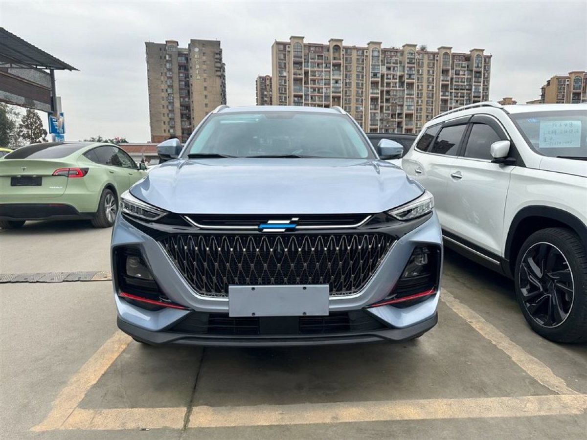 長(zhǎng)安歐尚 長(zhǎng)安歐尚X7 PLUS  2022款 1.5T 藍(lán)鯨自動(dòng)尊貴型圖片