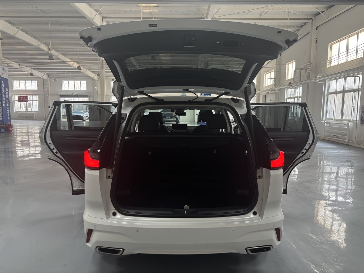 本田 皓影  2023款 240TURBO 兩驅(qū)尊貴版 5座圖片