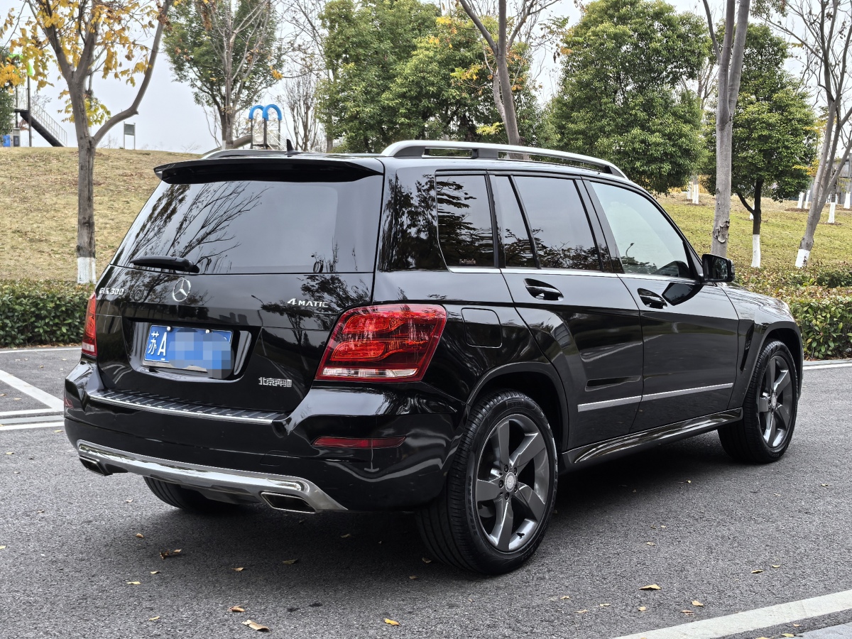 奔馳 奔馳GLK級(jí)  2013款 GLK 300 4MATIC 動(dòng)感天窗型圖片