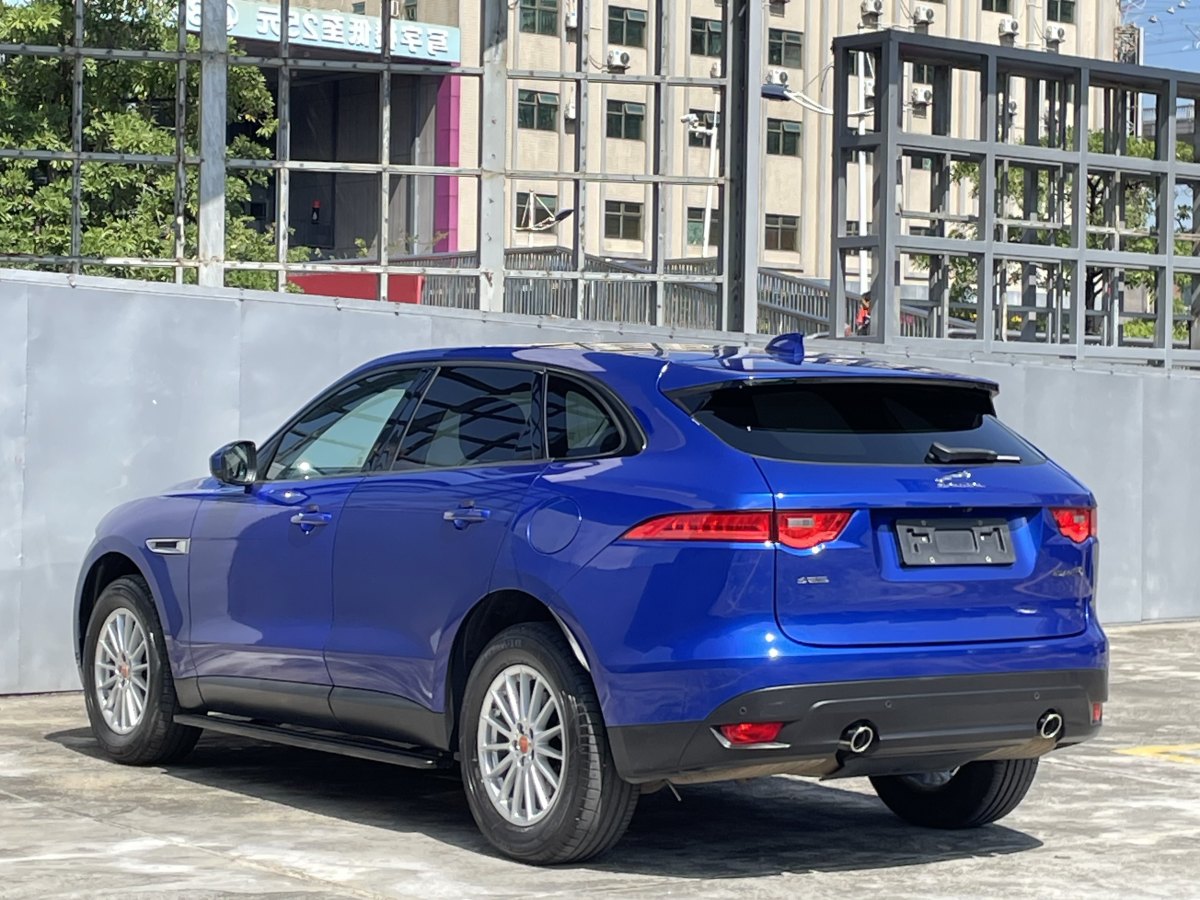 2018年2月捷豹 F-PACE  2018款 2.0T 兩驅(qū)都市尊享版