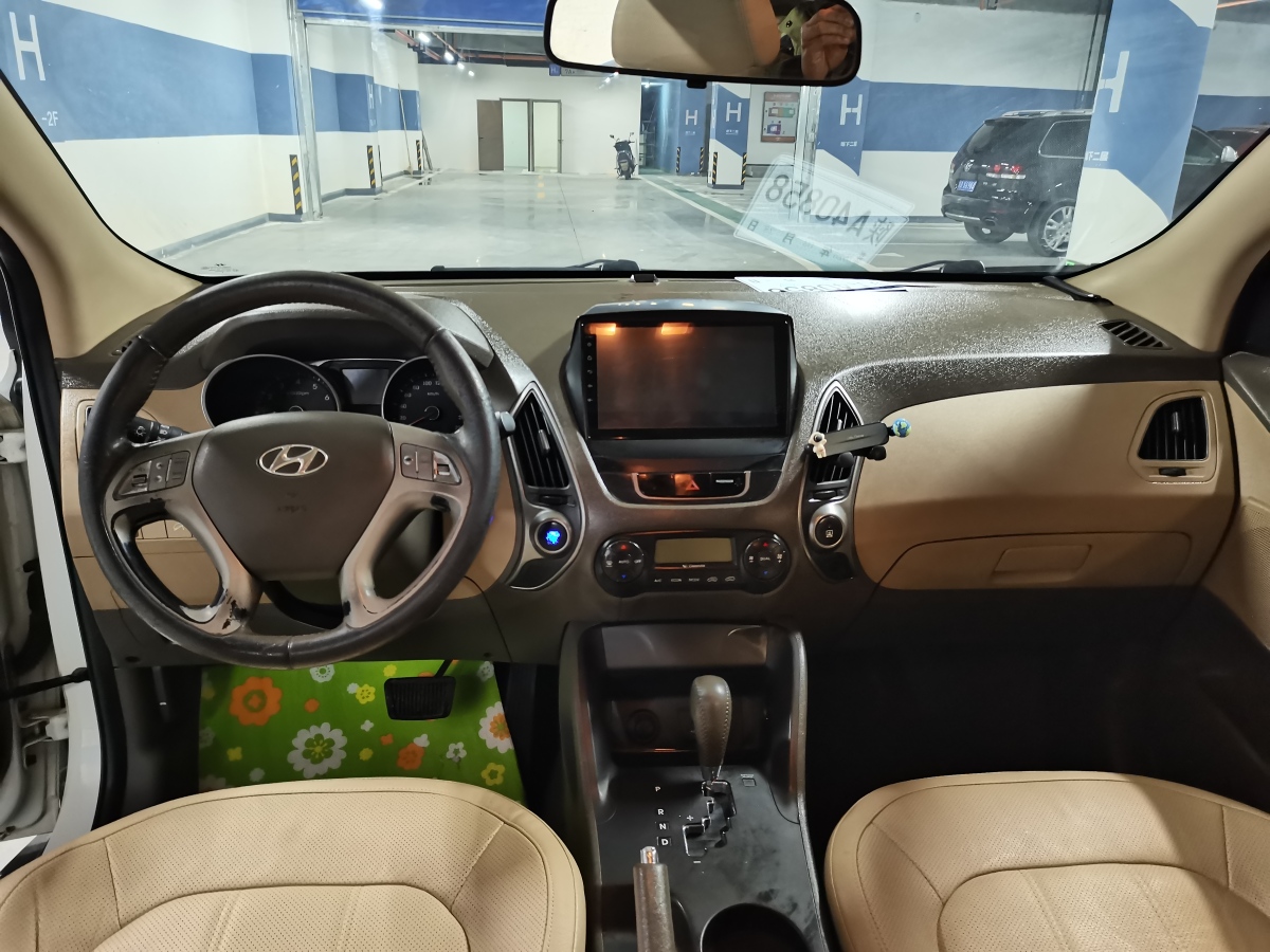 現(xiàn)代 ix35  2012款 2.0 GLS 兩驅(qū)精英型圖片