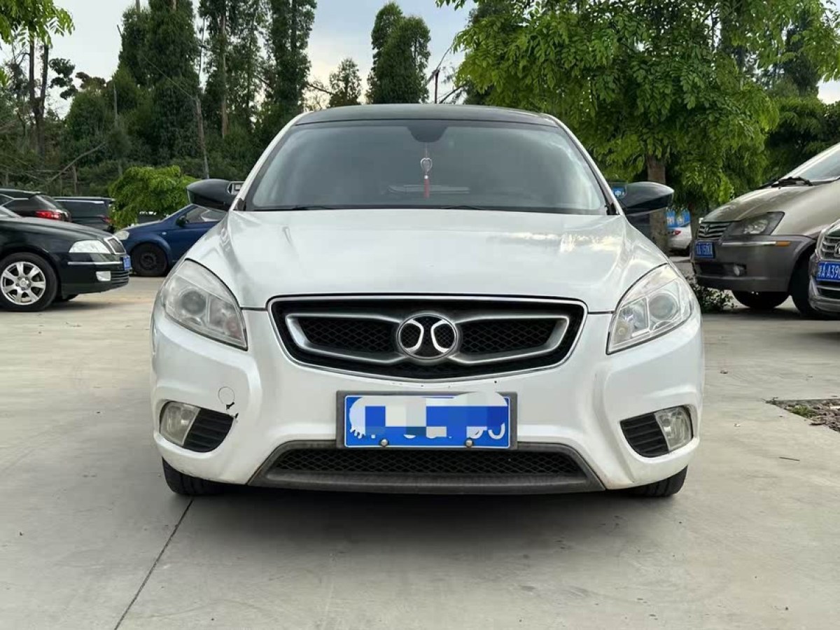 北汽紳寶 D50  2014款 1.5L 手動標(biāo)準(zhǔn)版圖片