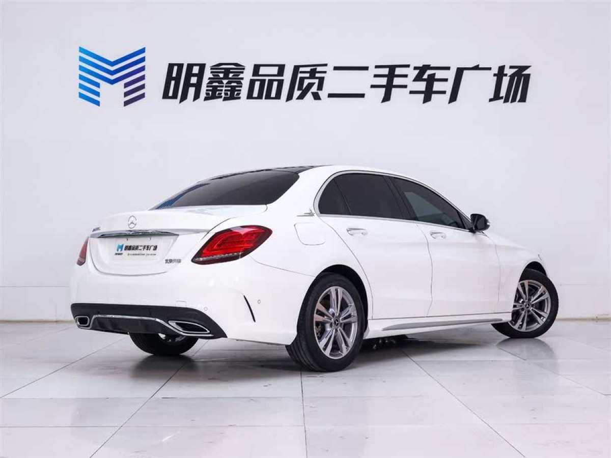 奔馳 奔馳C級(jí)  2021款 C 200 L 時(shí)尚型運(yùn)動(dòng)版圖片