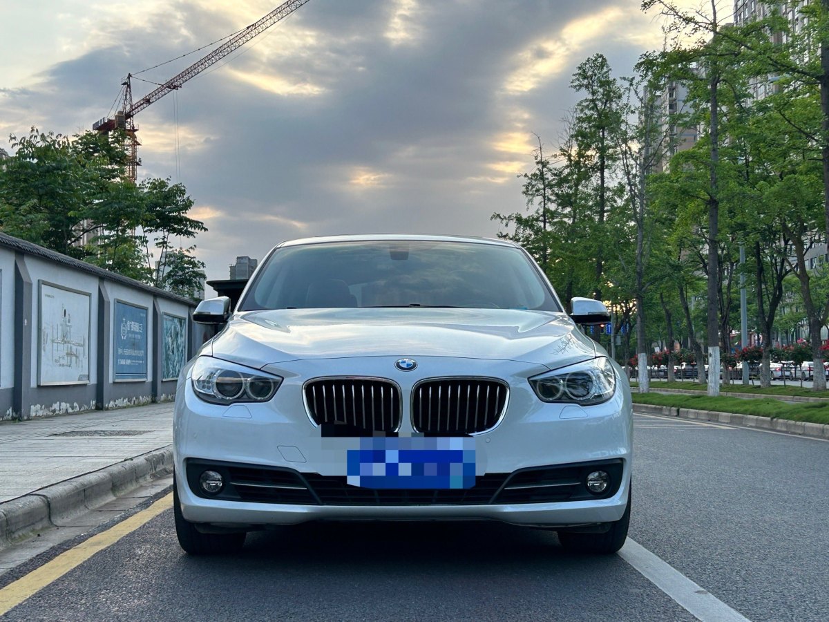 寶馬 寶馬5系GT  2015款 528i 領(lǐng)先型圖片