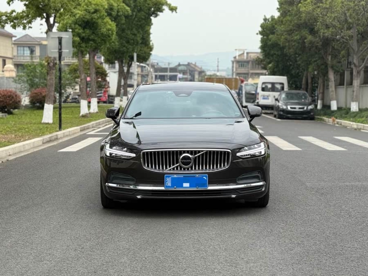 沃爾沃 S90  2023款 B5 智逸豪華版圖片