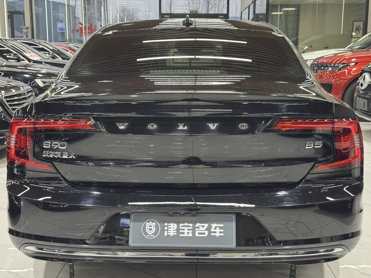 沃爾沃 S90  2021款 B5 智遠(yuǎn)豪華版圖片