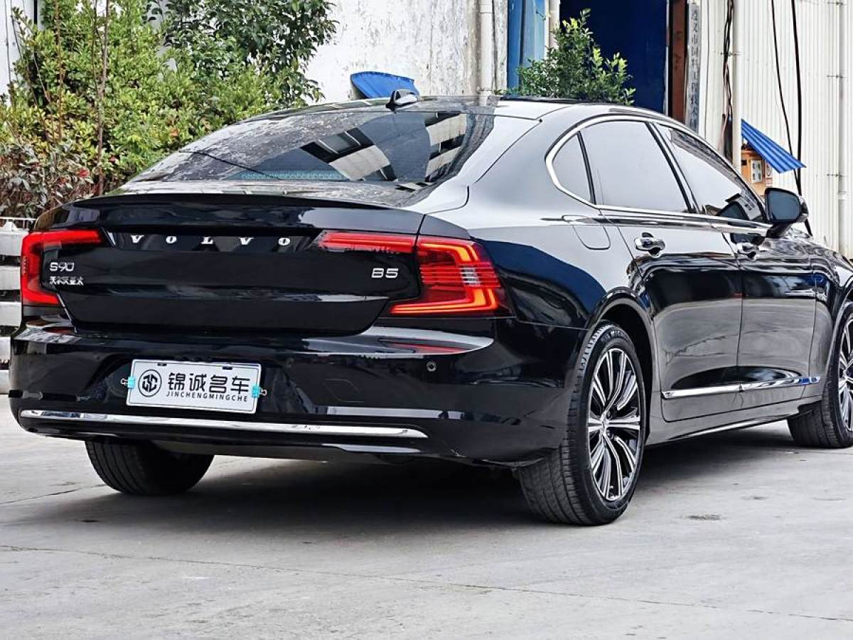 沃爾沃 S90  2022款 B5 智逸豪華版圖片