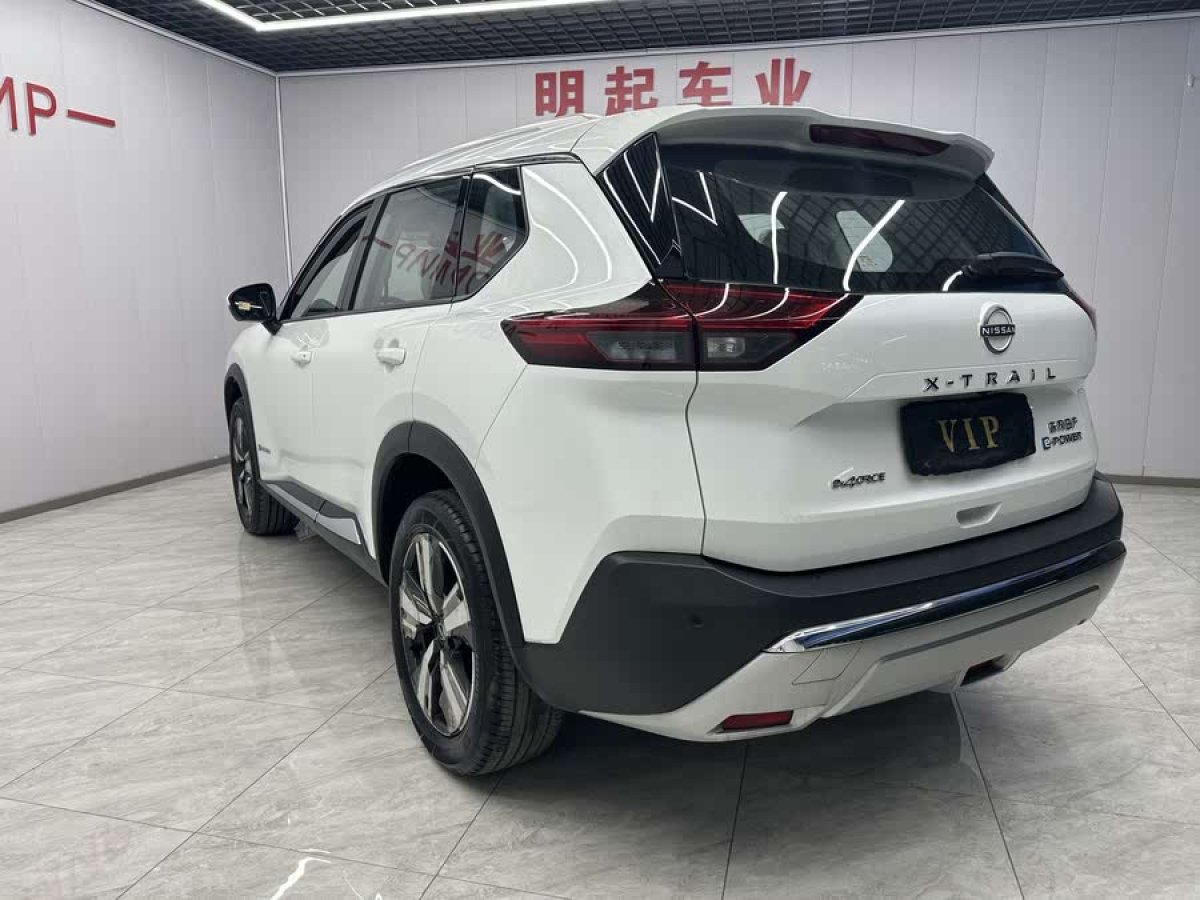 日產(chǎn) 奇駿  2023款 e-POWER 超混雙電機(jī)四驅(qū)豪華版圖片