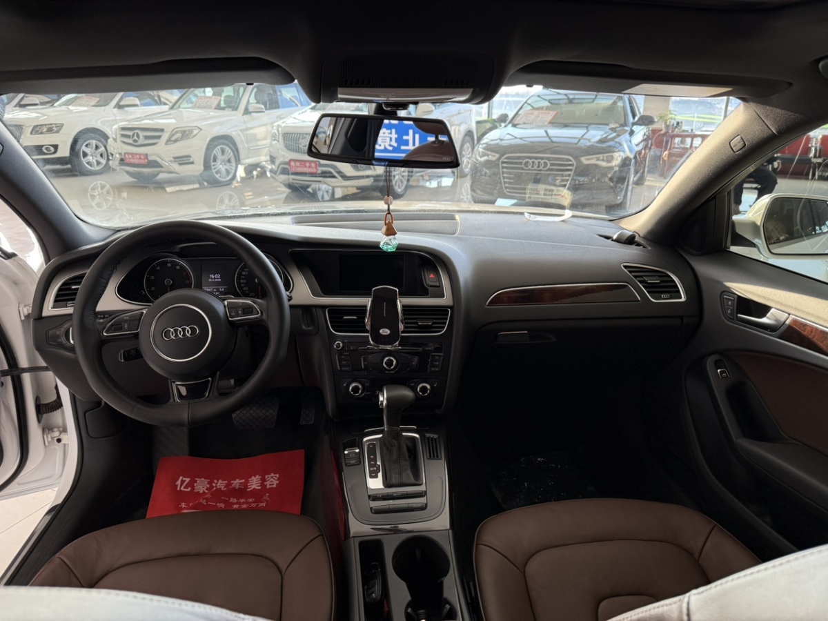 奧迪 奧迪A4L  2015款 35 TFSI 自動(dòng)舒適型圖片