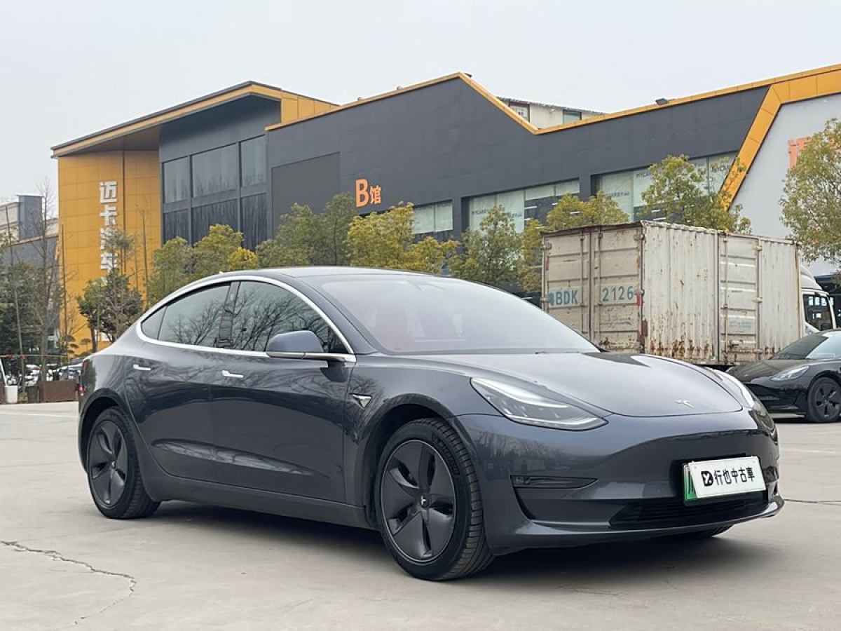 2019年8月特斯拉 Model 3  2019款 長續(xù)航后驅(qū)版