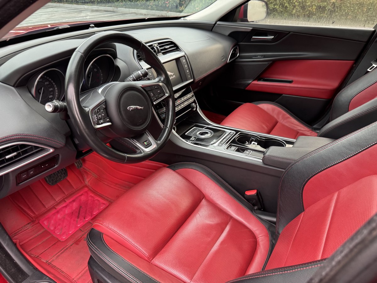 捷豹 XE  2015款 2.0T 200PS R-Sport圖片