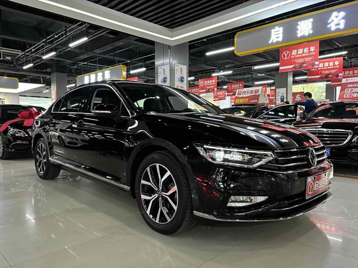 大眾 邁騰  2020款 330TSI DSG 領(lǐng)先型圖片