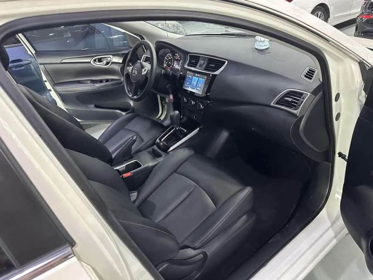 日產(chǎn) 軒逸  2022款 改款 經(jīng)典 1.6XL CVT豪華版圖片