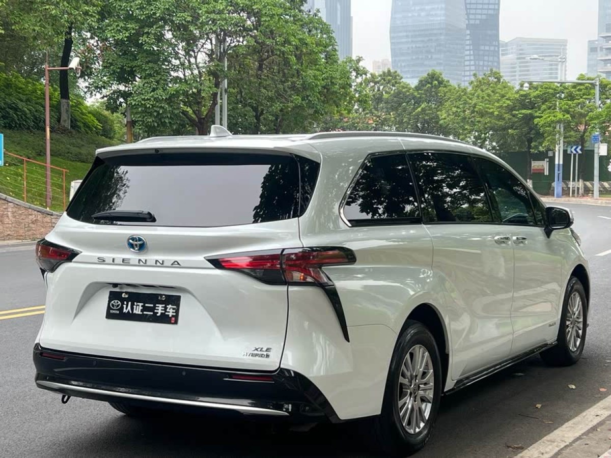 豐田 賽那SIENNA  2021款 2.5L混動 豪華版圖片