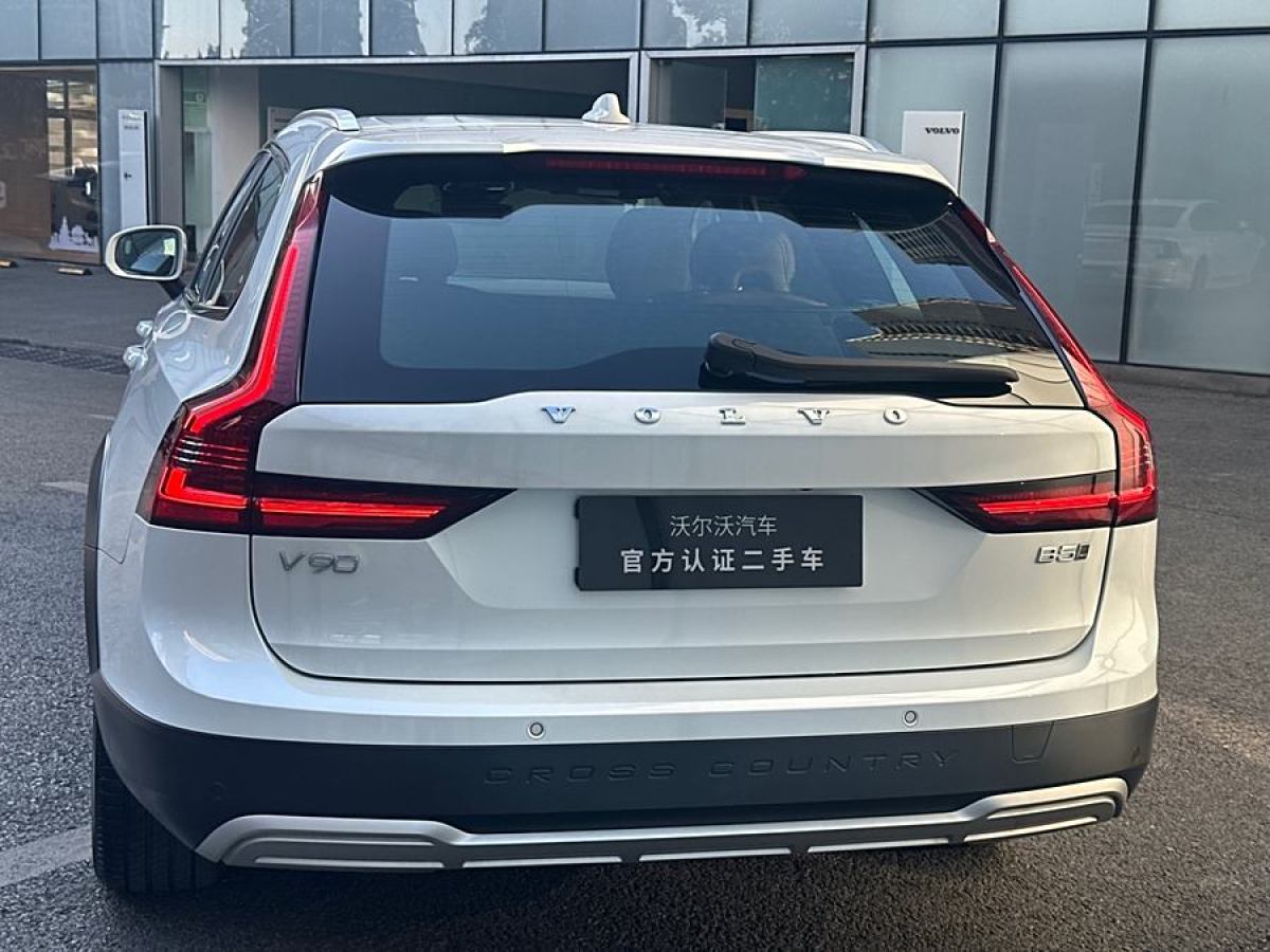 沃尔沃 V90  2023款 Cross Country B5 AWD 智远版图片