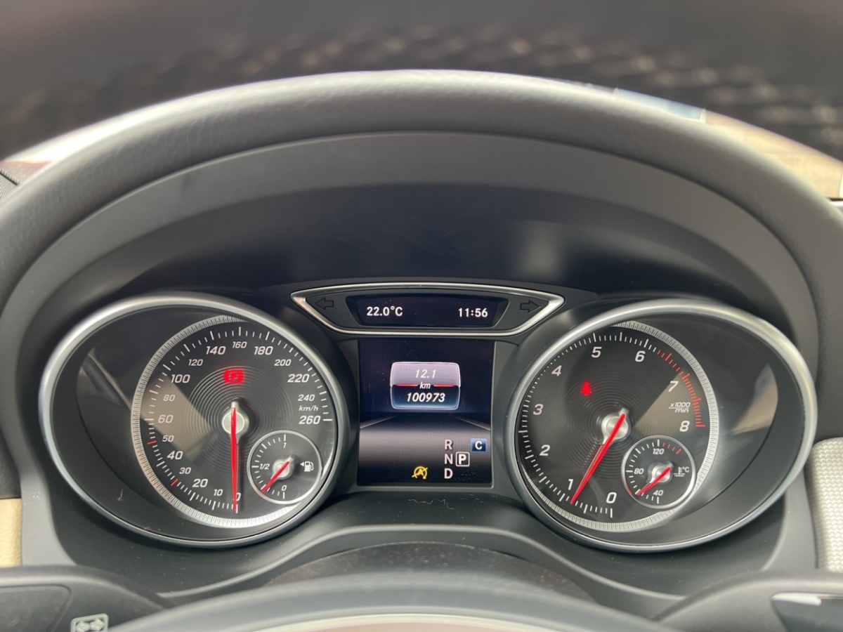 奔驰 奔驰CLA级  2017款 改款 CLA 200 动感型图片
