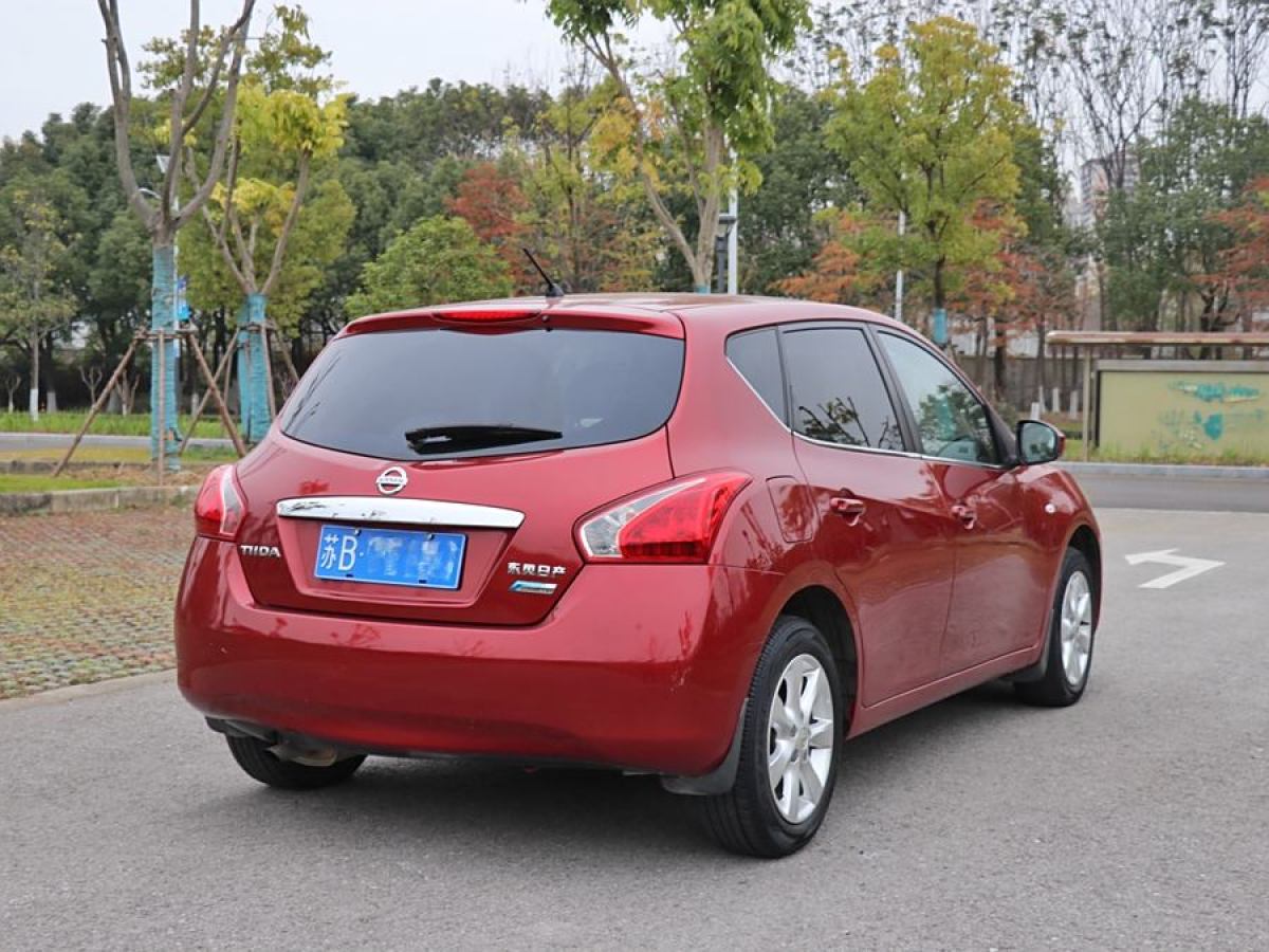 日產(chǎn) 騏達(dá)  2011款 1.6L CVT舒適型圖片