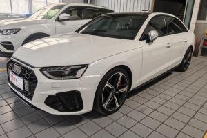 奥迪A4L 奥迪 45 TFSI quattro 臻选动感型