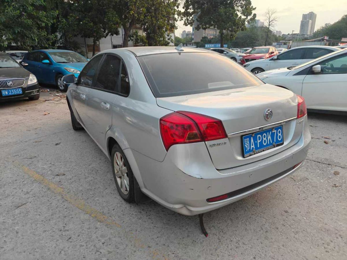 寶馬 寶馬i3  2014款 BMW i3 帶增程發(fā)動機圖片