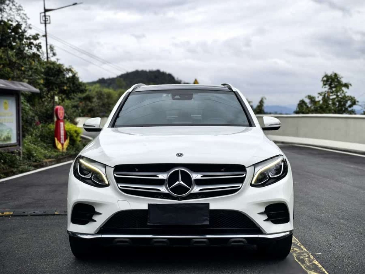 奔馳 奔馳GLC  2018款 改款 GLC 260 4MATIC 豪華型圖片