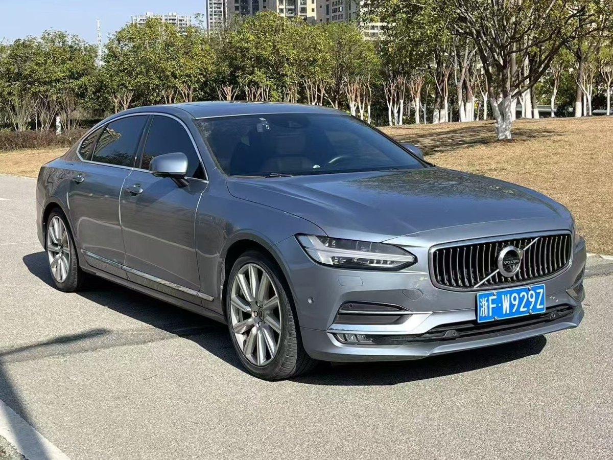 沃爾沃 S90  2018款 T5 智尊版圖片