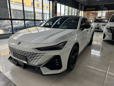 2022年12月 长安 长安UNI-V 1.5T 尊贵型图片