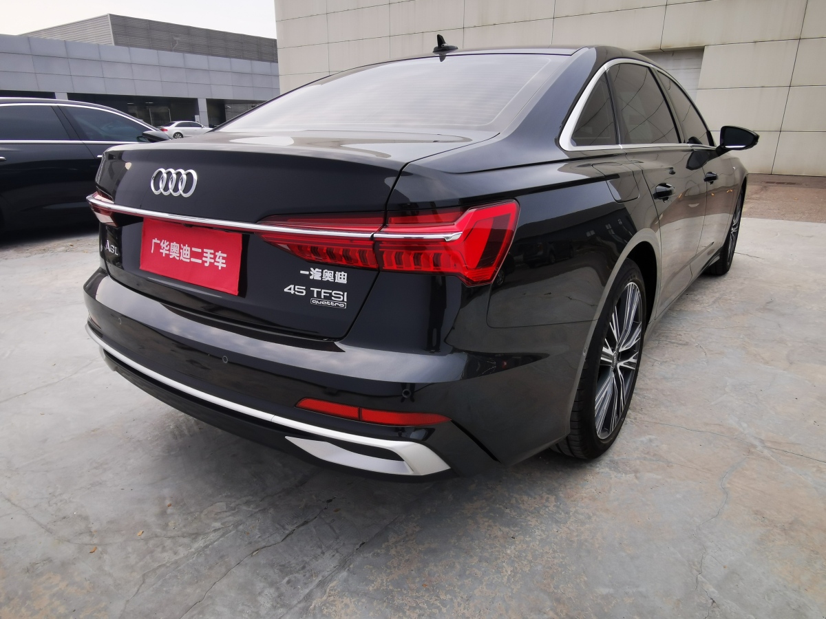 奧迪 奧迪A6L  2024款 45 TFSI quattro 臻選動(dòng)感型圖片