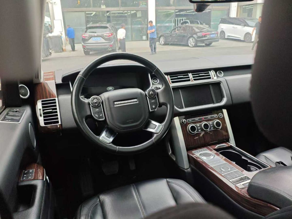 路虎 攬勝  2017款 極光Convertible 2.0T HSE Dynamic 美規(guī)版圖片