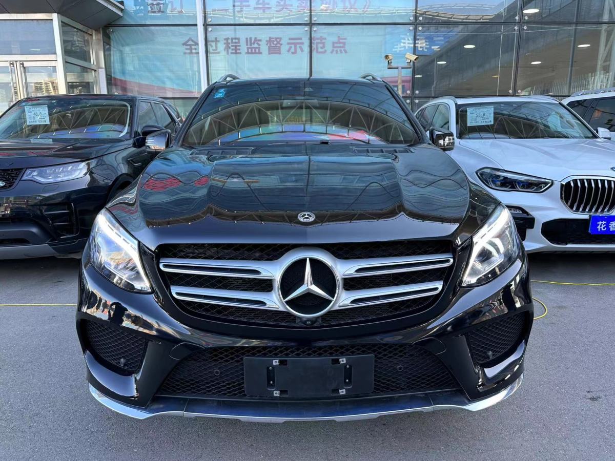 奔驰 奔驰GLE  2019款 GLE 320 4MATIC 动感型臻藏版图片