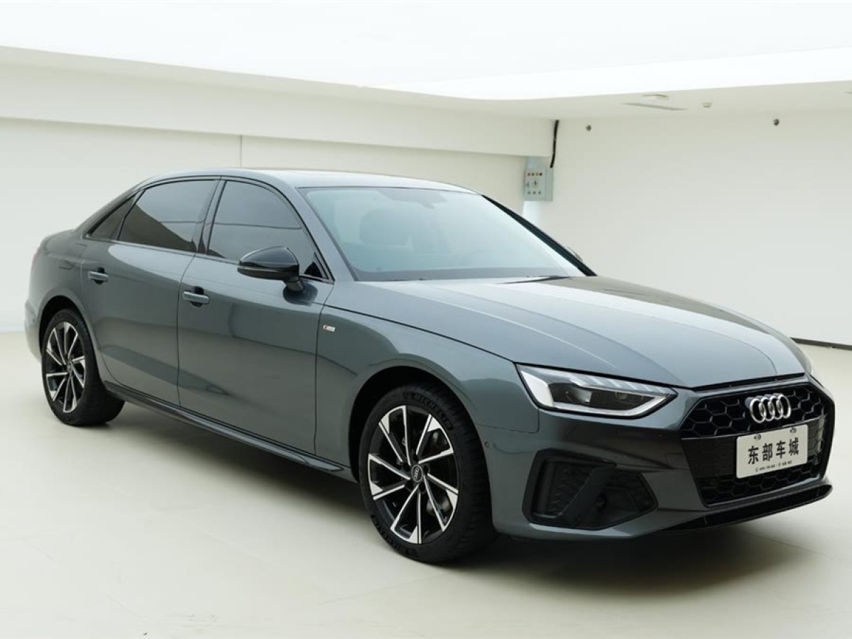 奧迪 奧迪A4L  2022款 40 TFSI 豪華動感型圖片