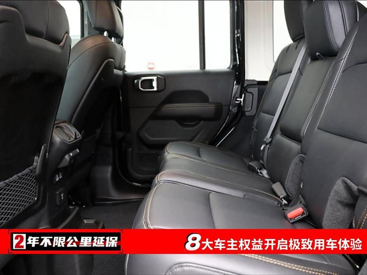 Jeep 牧馬人  2024款 2.0T 撒哈拉四門版圖片