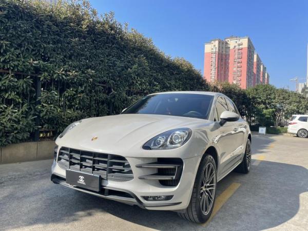 保时捷 Macan  2014款 Macan Turbo 3.6T