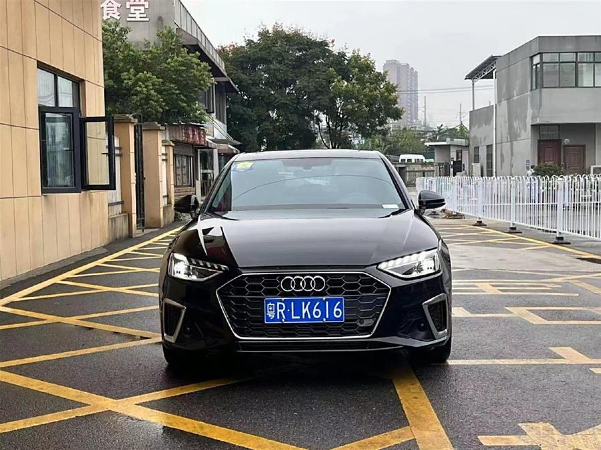 奧迪 奧迪A4L  2022款 40 TFSI 時(shí)尚動(dòng)感型圖片