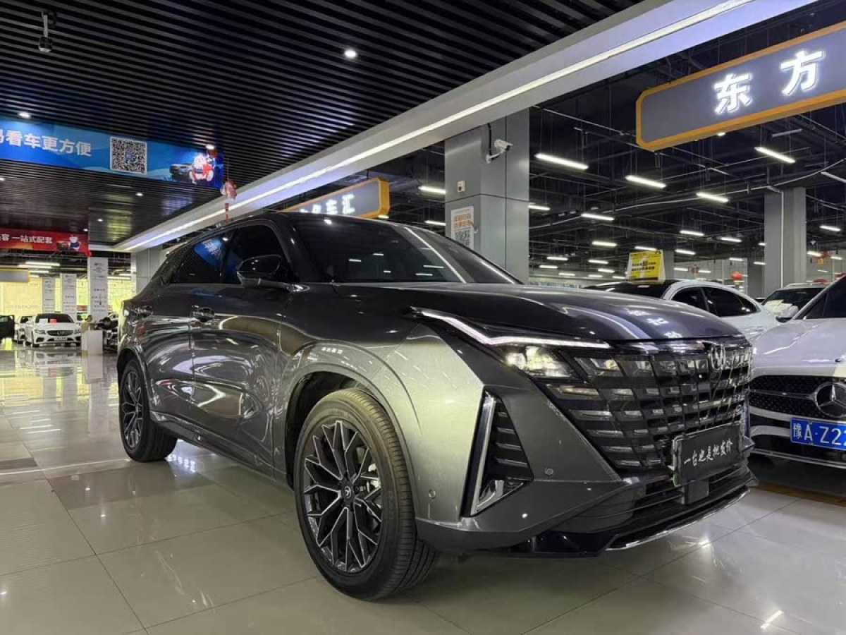 長安 長安UNI-Z新能源  2024款 藍鯨智電iDD 125km 卓越型圖片