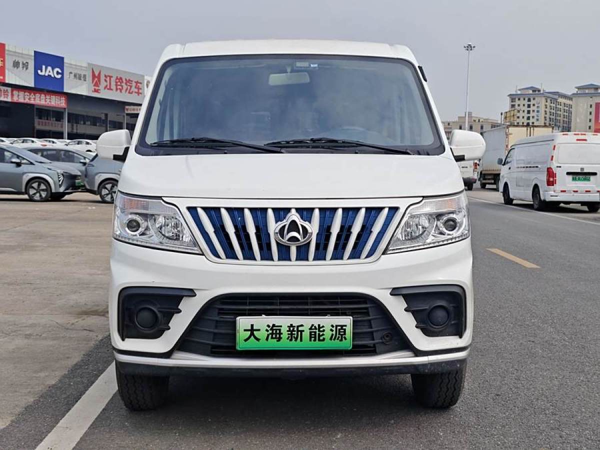 長(zhǎng)安輕型車 睿行EM80  2023款 對(duì)開門 6座舒適型 38.7kWh圖片